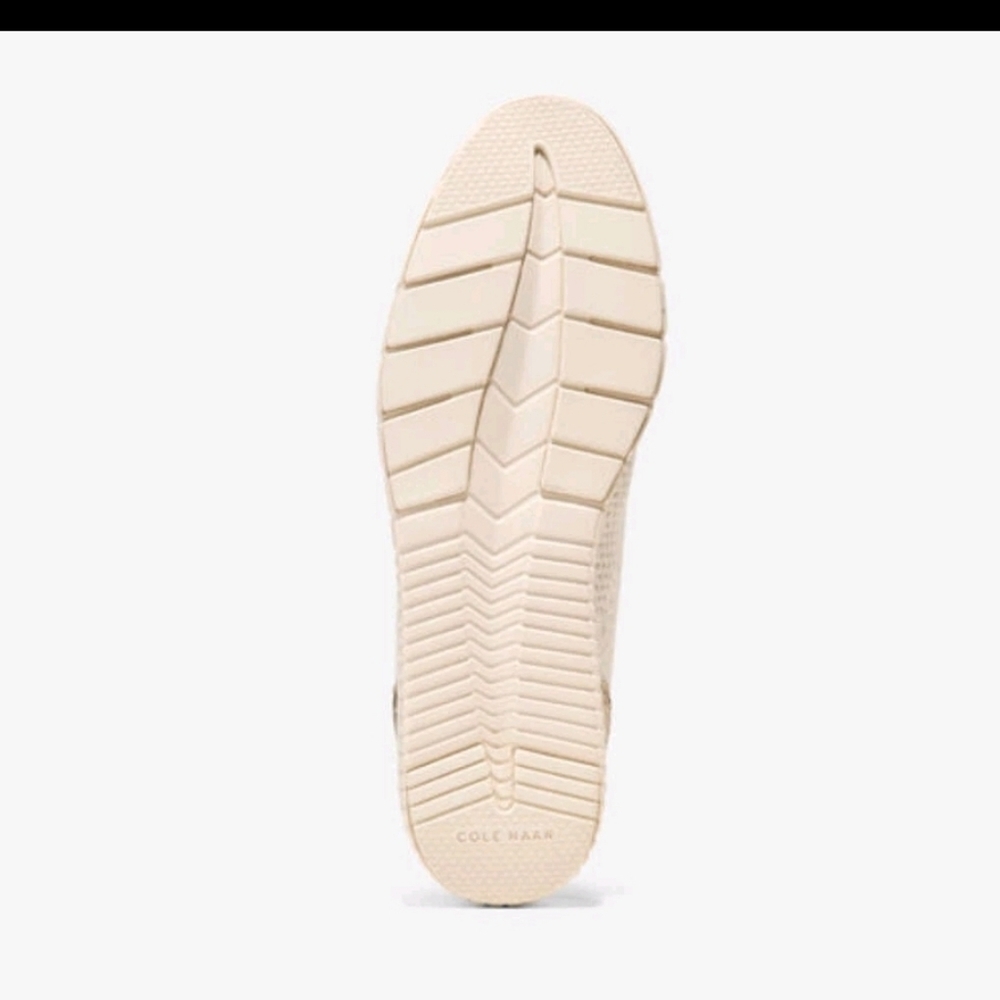 Cole Haan Women's Grand City Platform Stitchlite Oxford, Breathable, FlowerFoam - Picture 7 of 9